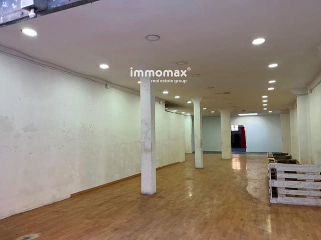 Commercieel te koop in Sabadell - € 165.000 (Ref: 9787728)