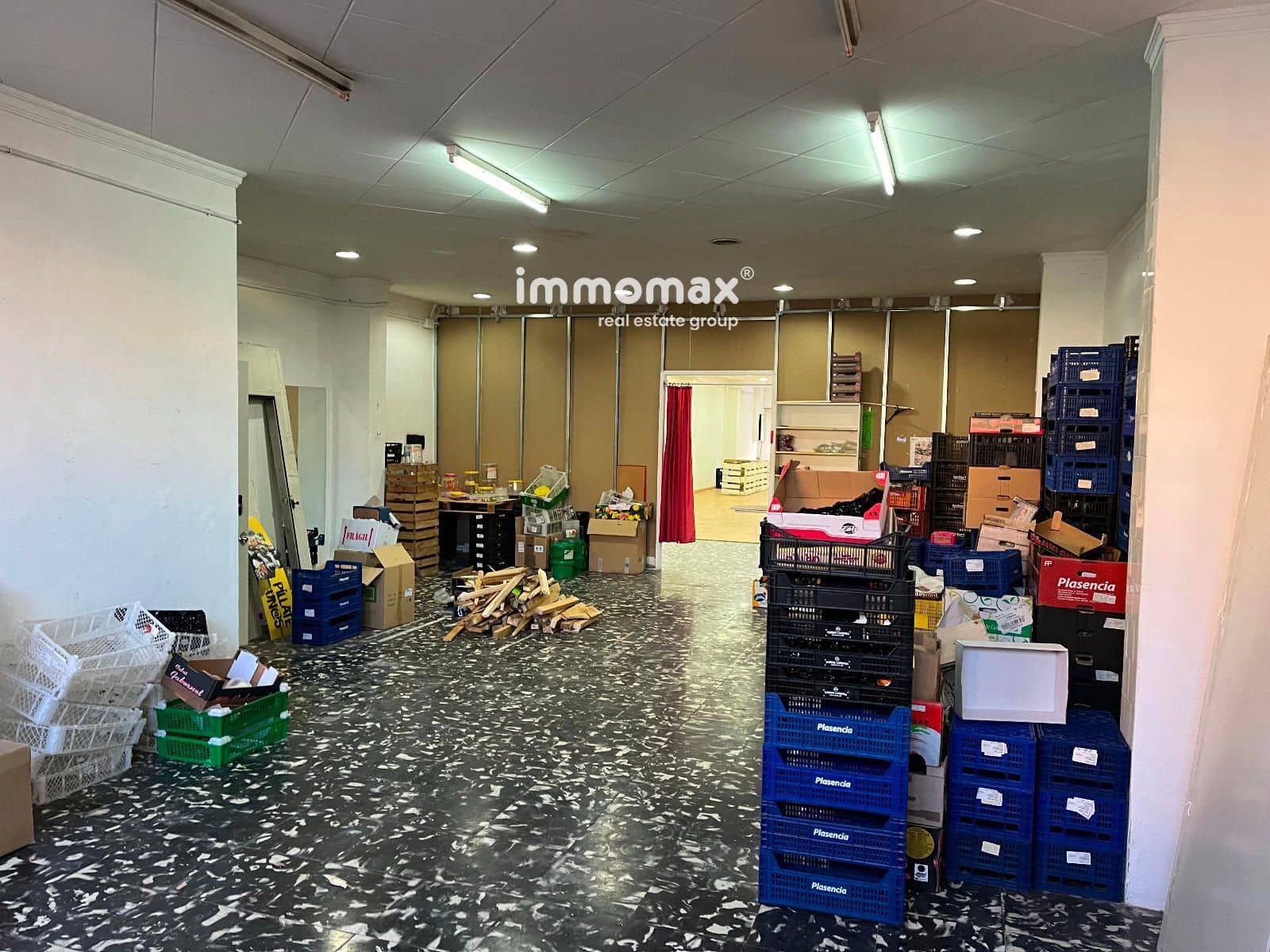 Commercieel te koop in Sabadell - € 348.000 (Ref: 9787729)