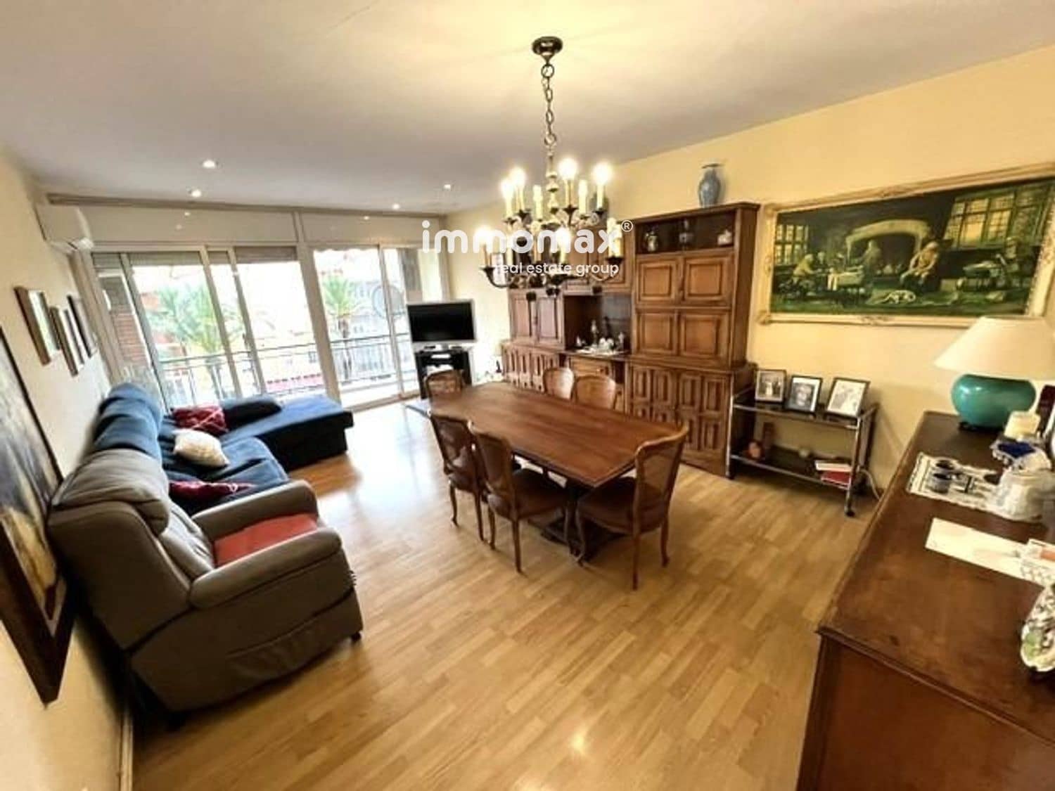 5 slaapkamer Flat te koop in Cornella de Llobregat - € 399.000 (Ref: 9818792)
