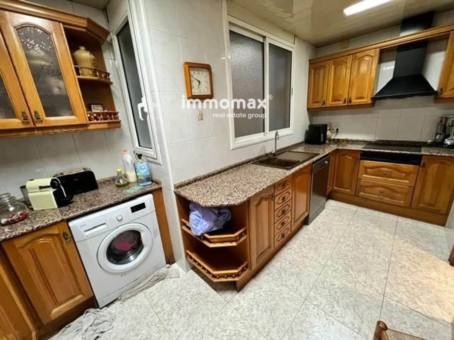 5 slaapkamer Flat te koop in Cornella de Llobregat - € 399.000 (Ref: 9818792)