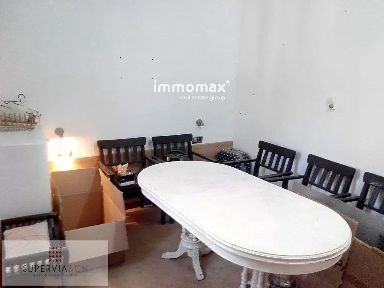 7 bedroom Villa for sale in Barcelona city - € 595,000 (Ref: 9821180)