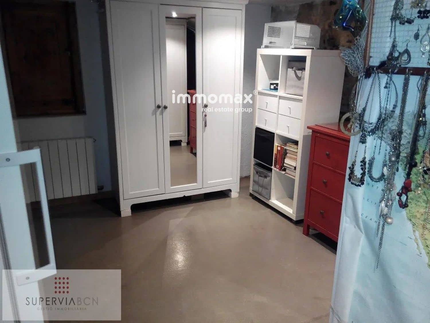 7 bedroom Villa for sale in Barcelona city - € 595,000 (Ref: 9821180)