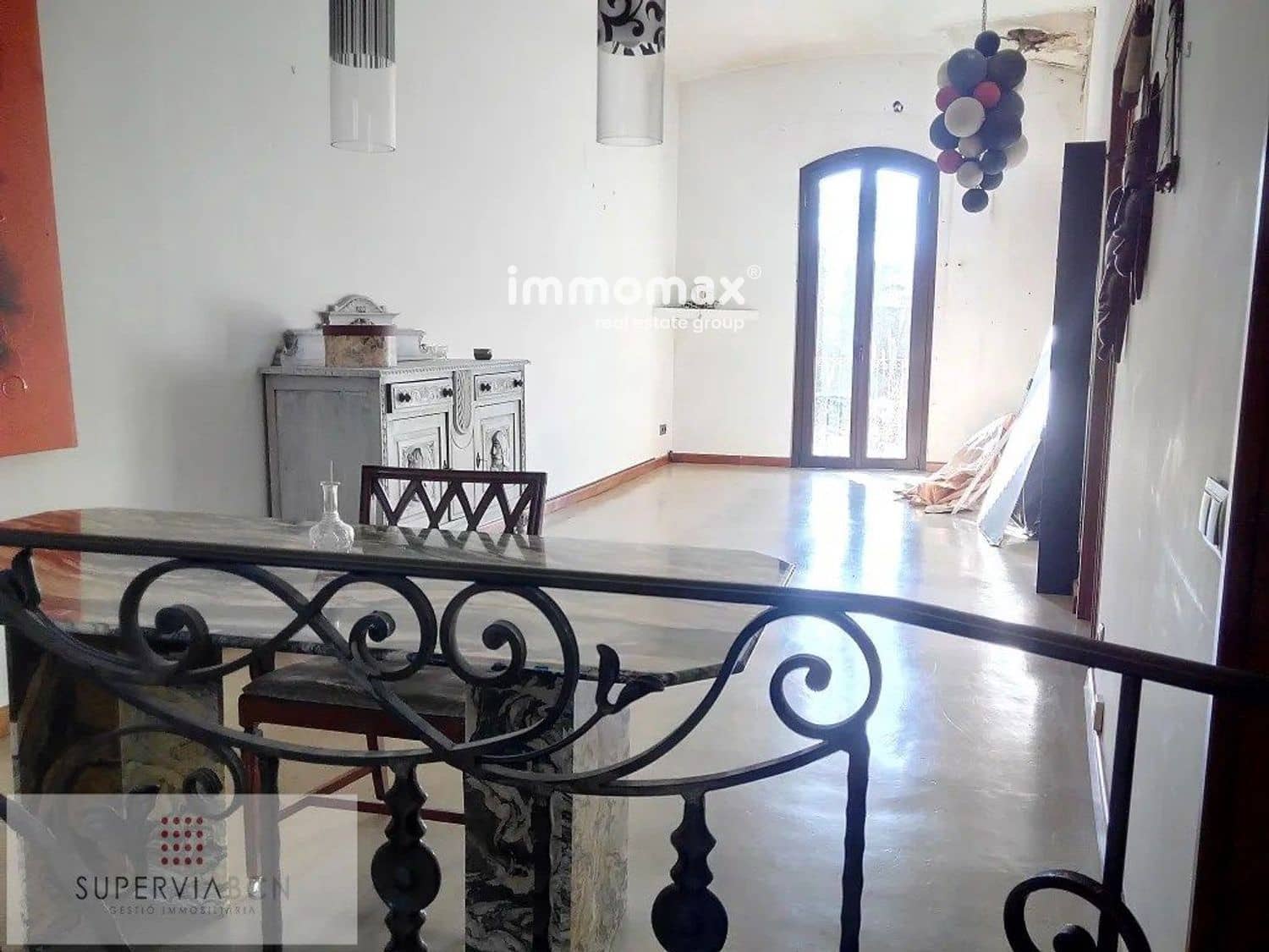 7 bedroom Villa for sale in Barcelona city - € 595,000 (Ref: 9821180)