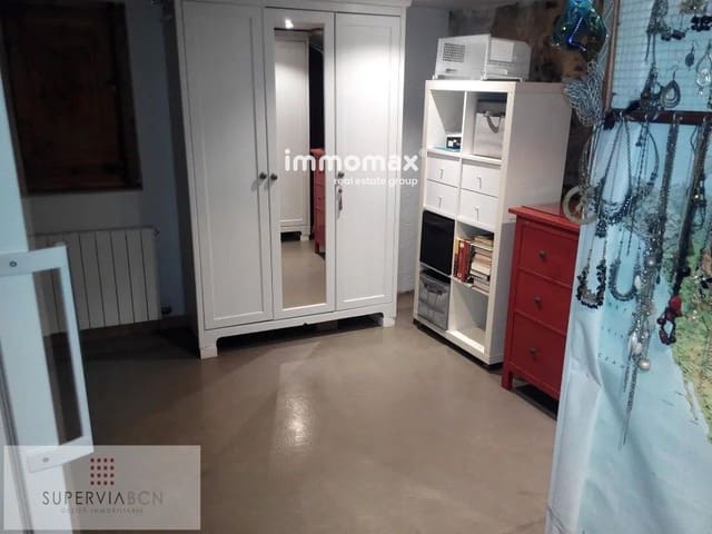 7 soveværelse Villa til salg i Barcelona by - € 595.000 (Ref: 9821180)