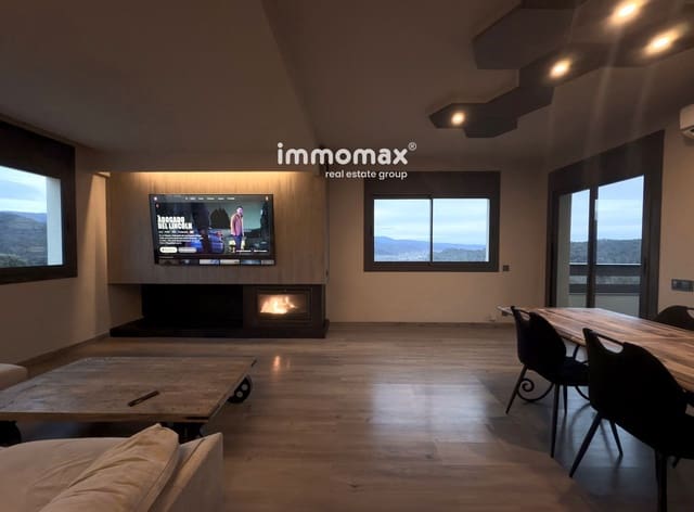 4 chambre Villa/Maison à vendre à Gualba avec garage - 449 000 € (Ref: 9821181)