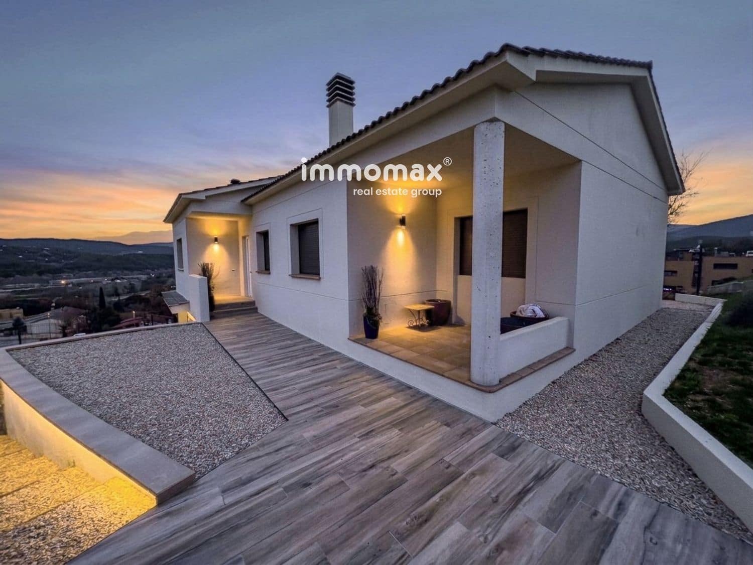4 chambre Villa/Maison à vendre à Gualba avec garage - 449 000 € (Ref: 9821181)