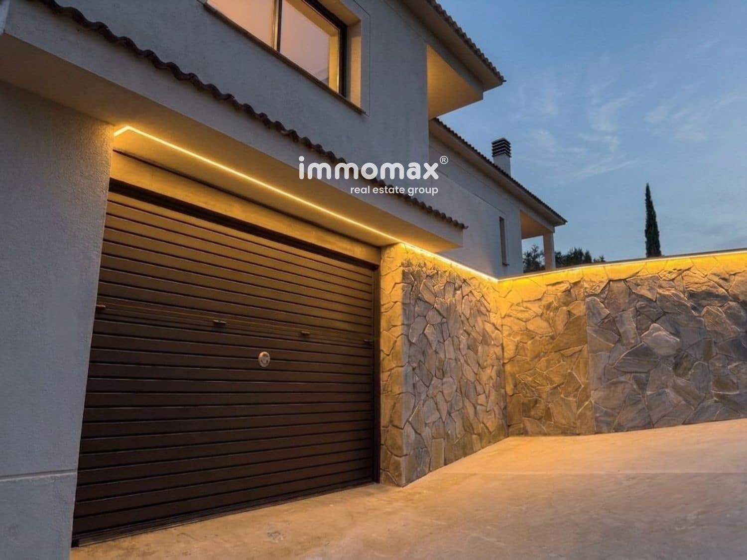 4 chambre Villa/Maison à vendre à Gualba avec garage - 449 000 € (Ref: 9821181)
