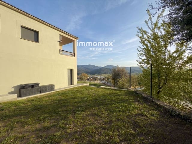 4 chambre Villa/Maison à vendre à Gualba avec garage - 449 000 € (Ref: 9821181)