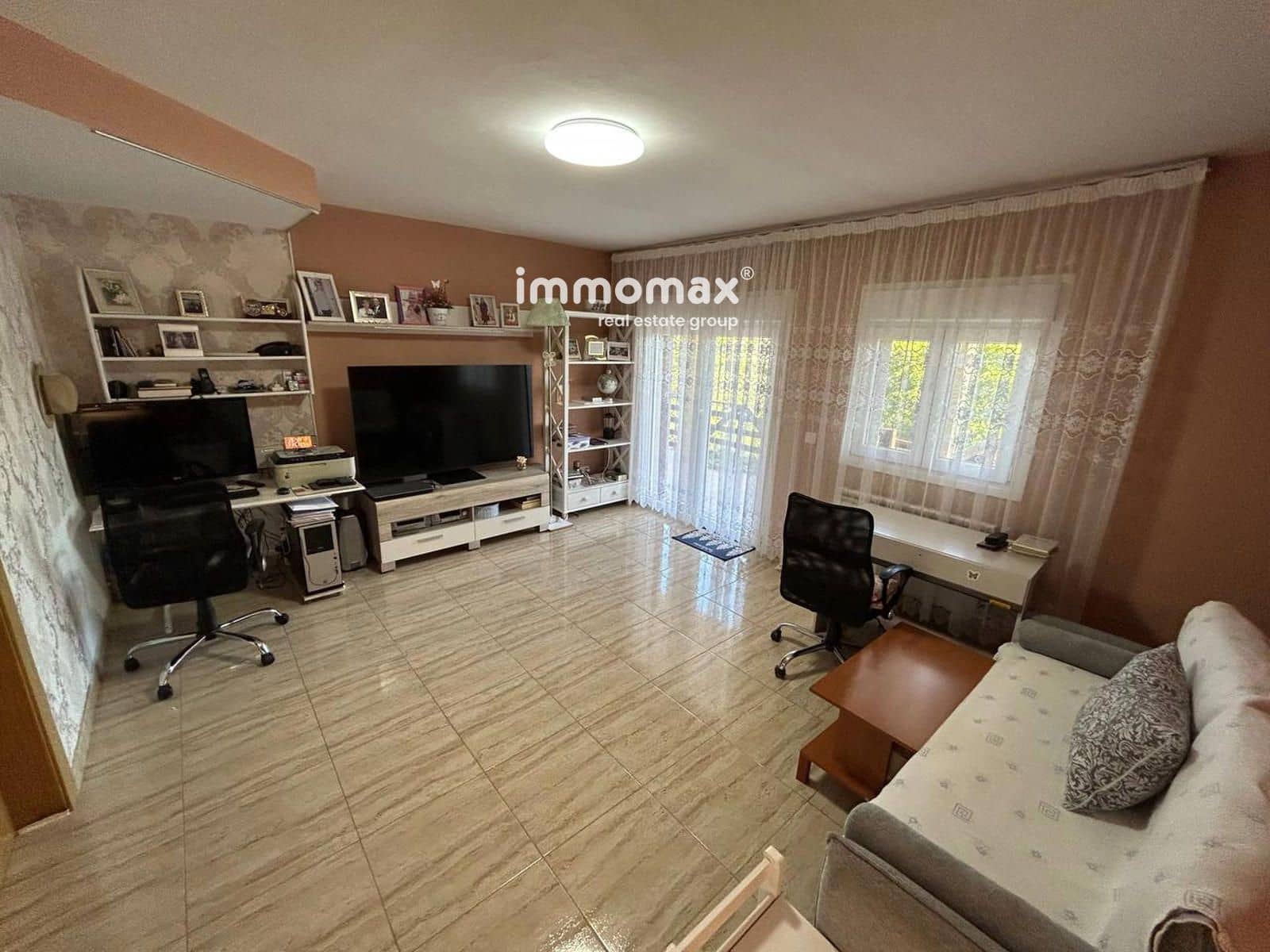 3 bedroom Villa for sale in Palau de Plegamans with garage - € 429,000 (Ref: 9821673)