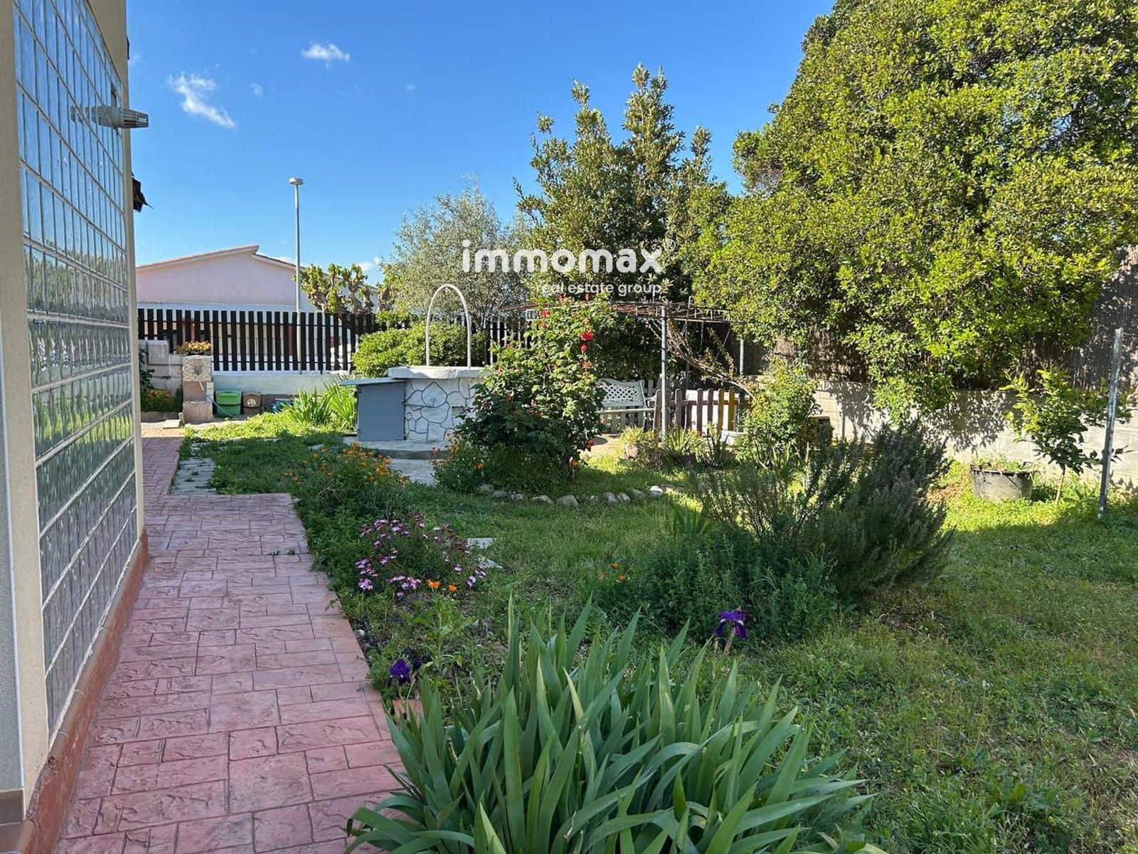 3 bedroom Villa for sale in Palau de Plegamans with garage - € 429,000 (Ref: 9821673)