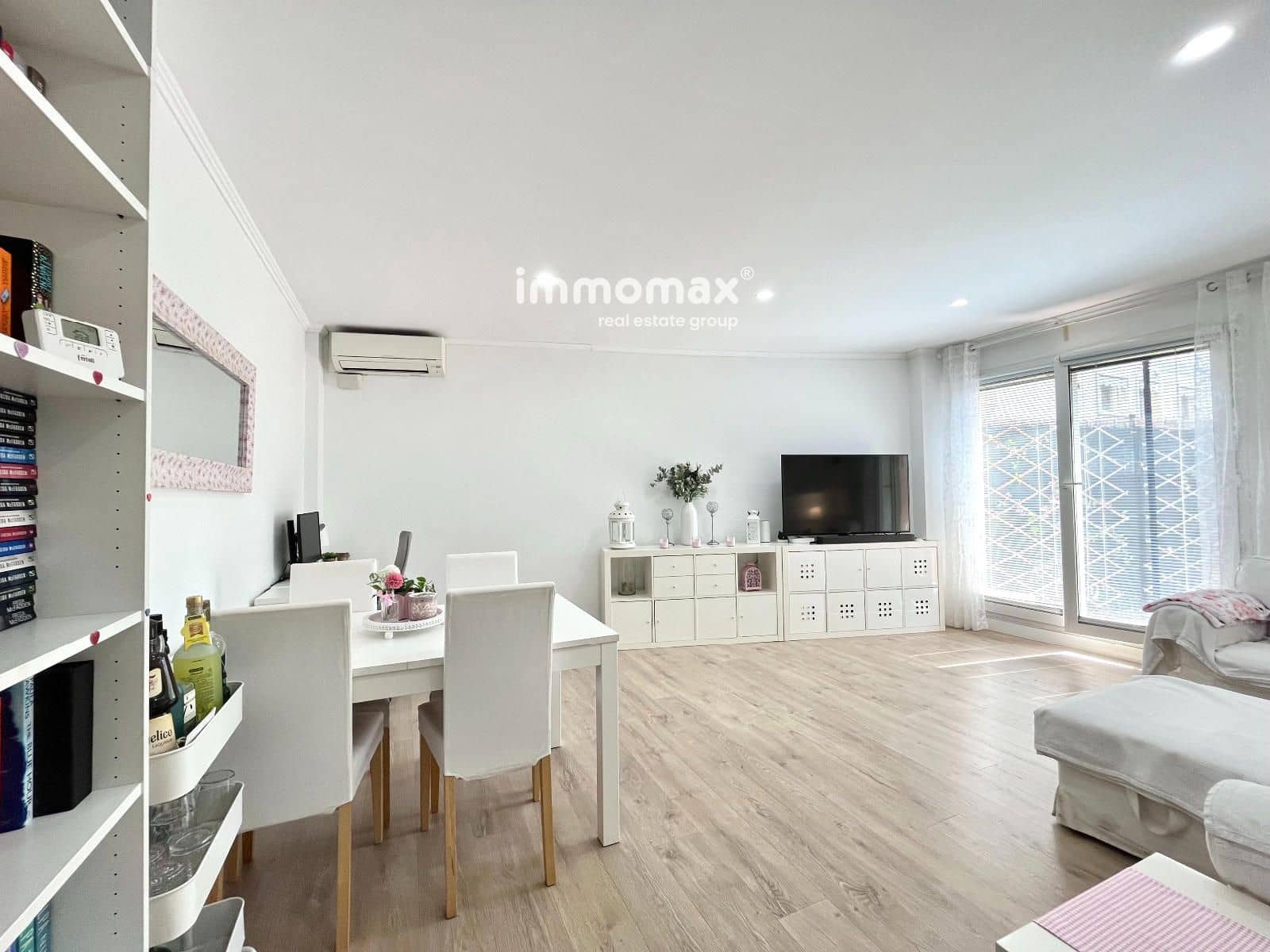 Piso de 3 habitaciones en Castelldefels en venta - 650.000 € (Ref: 9823640)
