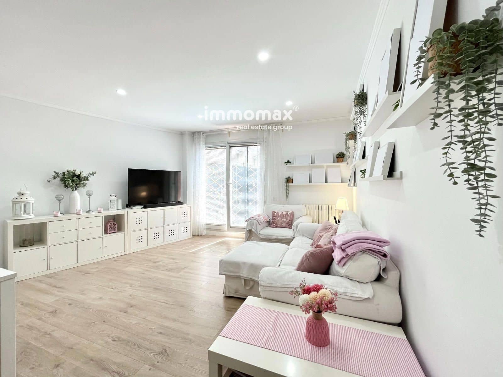 Piso de 3 habitaciones en Castelldefels en venta - 650.000 € (Ref: 9823640)
