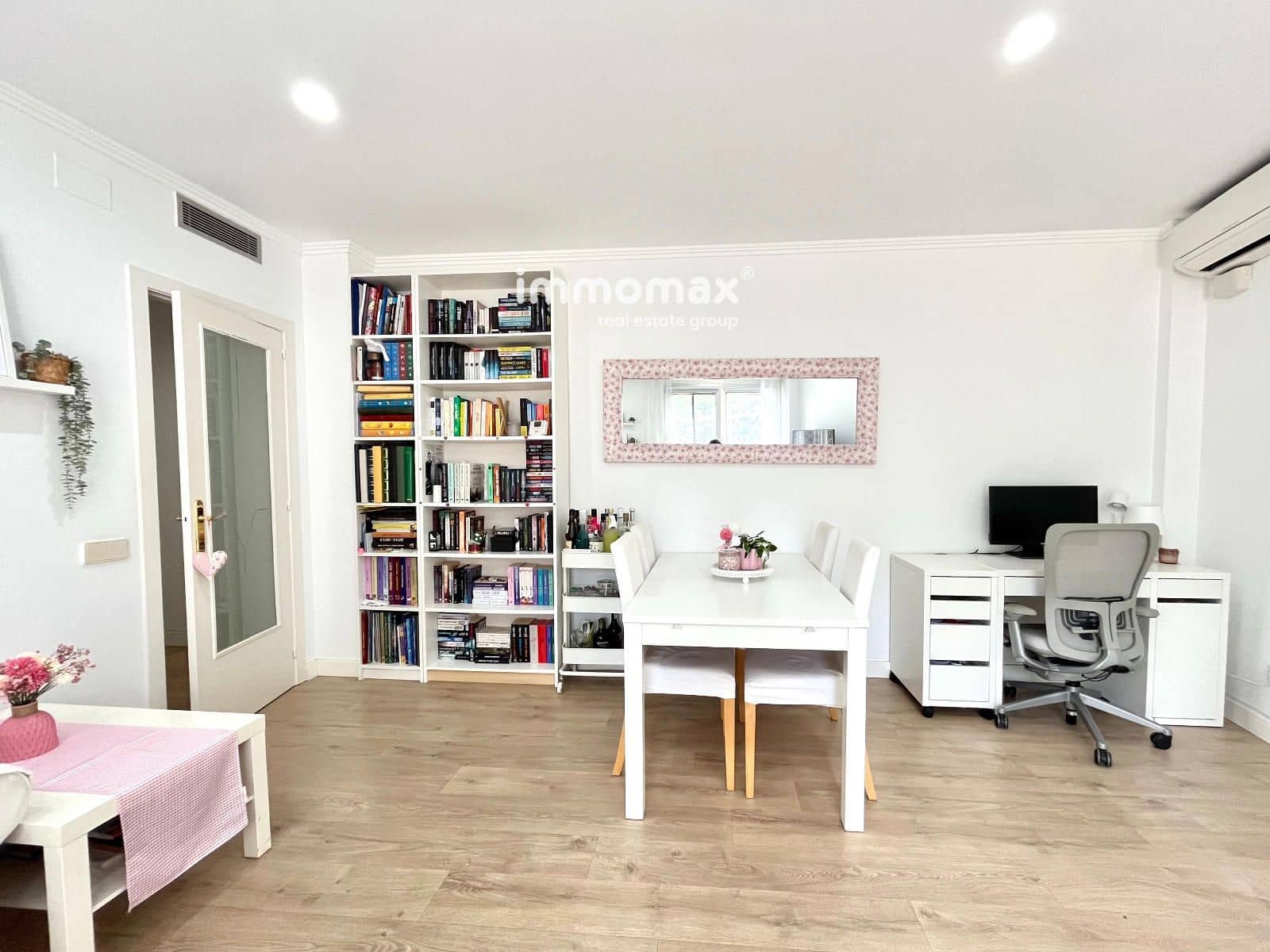 Piso de 3 habitaciones en Castelldefels en venta - 650.000 € (Ref: 9823640)