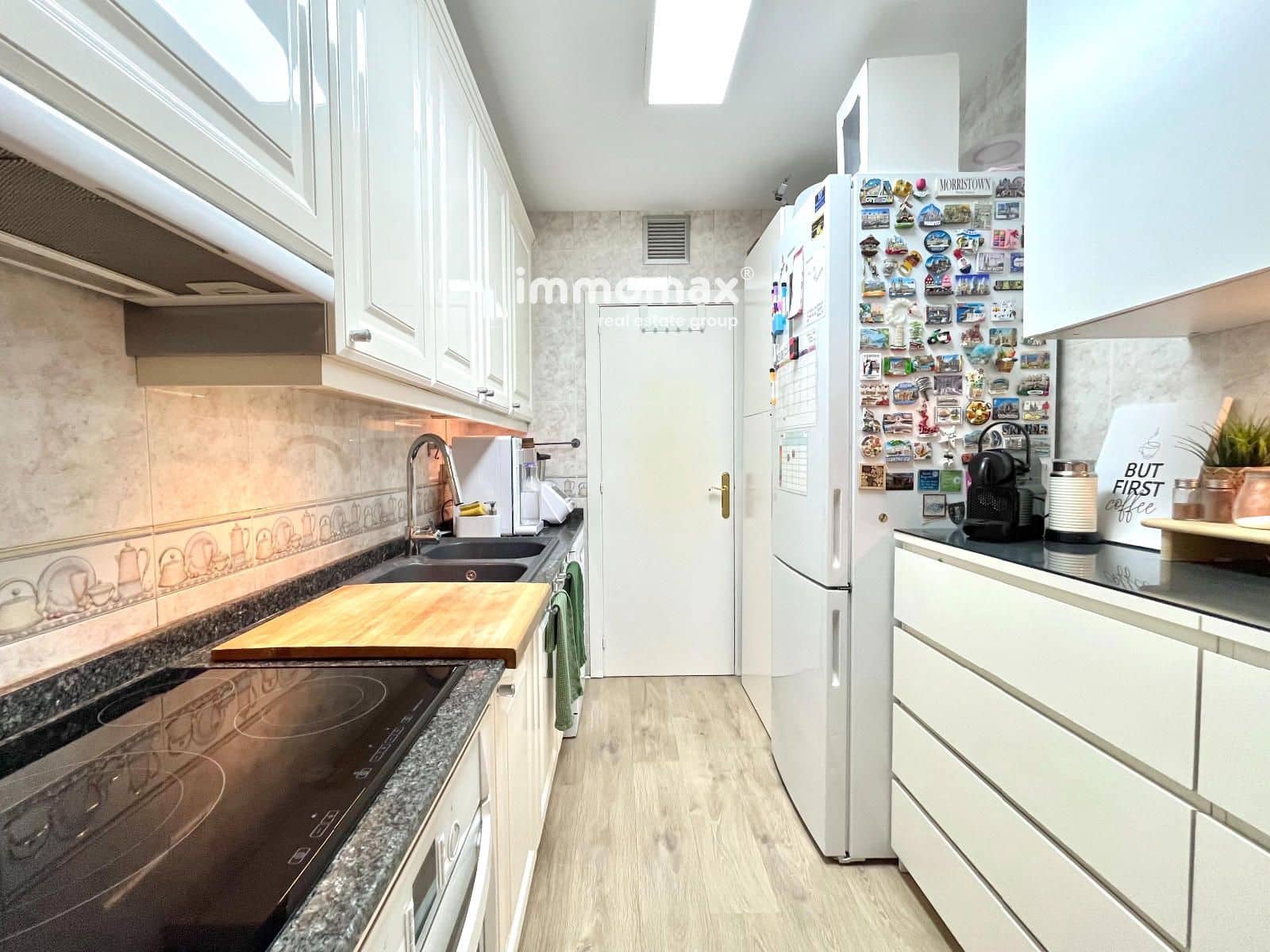 Piso de 3 habitaciones en Castelldefels en venta - 650.000 € (Ref: 9823640)