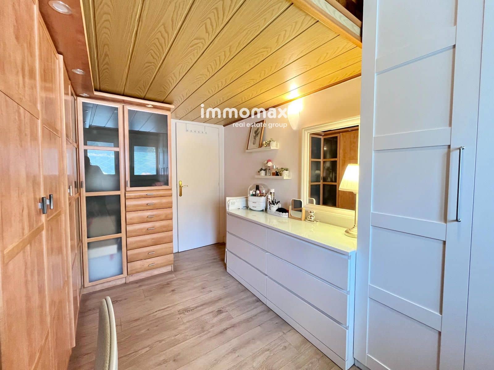 Piso de 3 habitaciones en Castelldefels en venta - 650.000 € (Ref: 9823640)