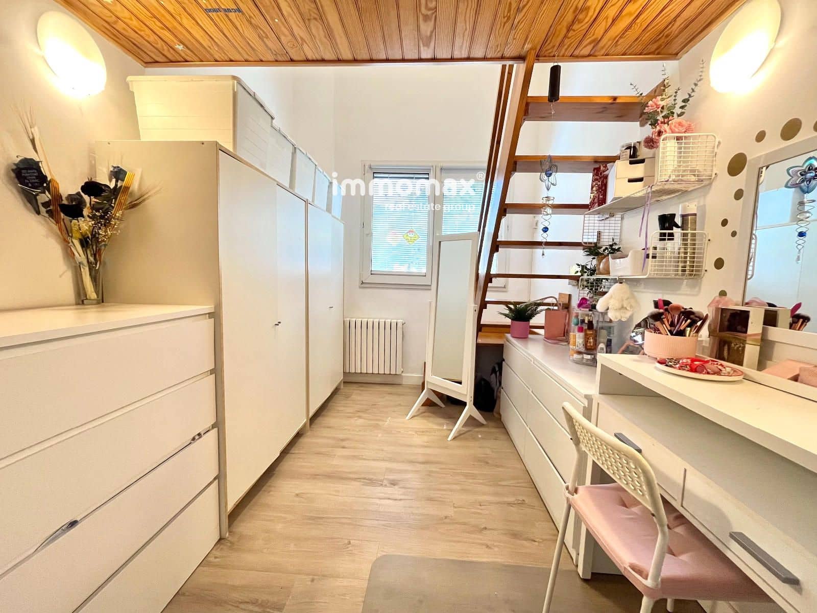 Piso de 3 habitaciones en Castelldefels en venta - 650.000 € (Ref: 9823640)