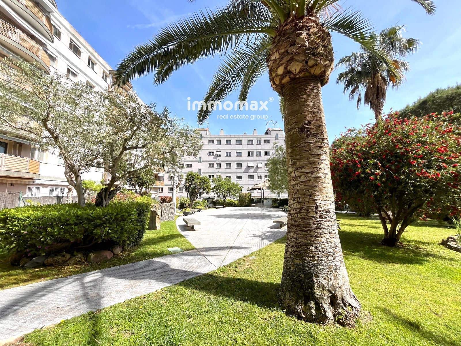 3 slaapkamer Flat te koop in Castelldefels - € 585.000 (Ref: 9823640)