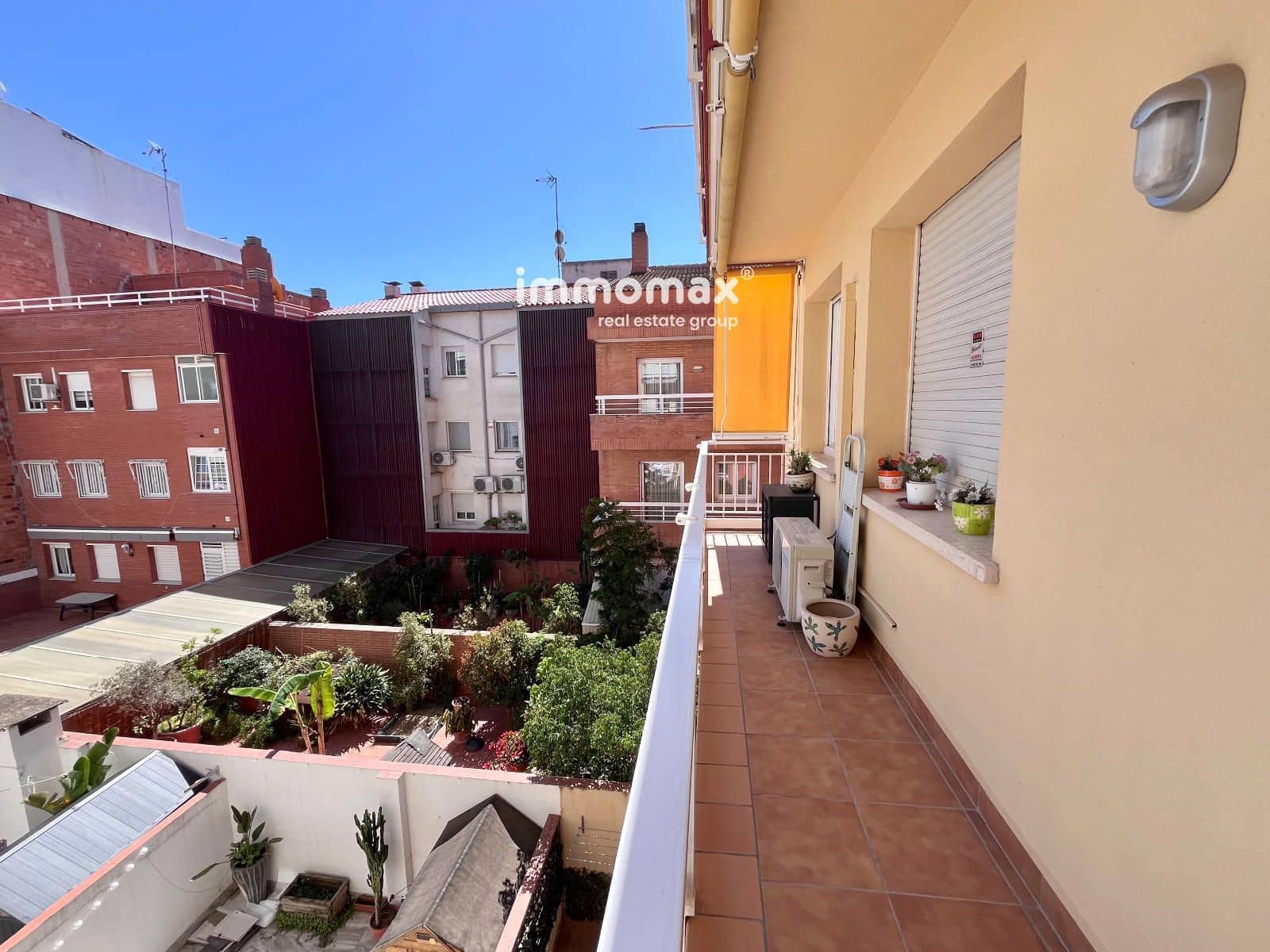 3 slaapkamer Flat te koop in Castelldefels - € 375.000 (Ref: 9824213)