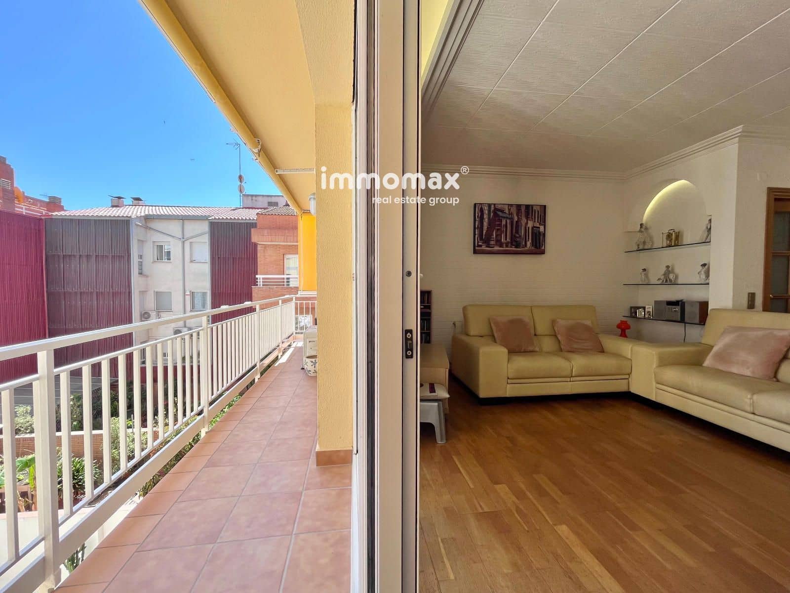 3 slaapkamer Flat te koop in Castelldefels - € 375.000 (Ref: 9824213)