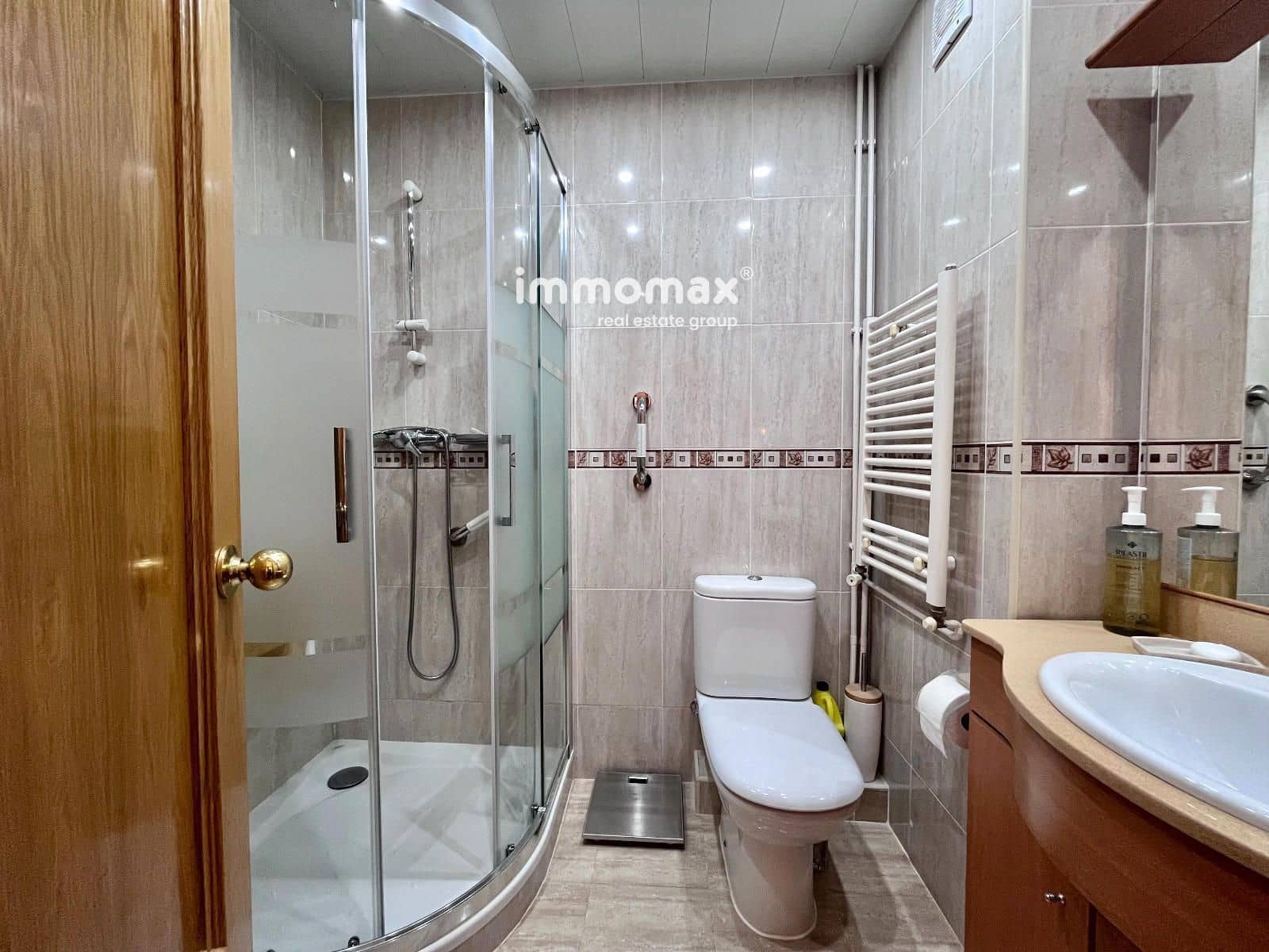 3 slaapkamer Flat te koop in Castelldefels - € 375.000 (Ref: 9824213)