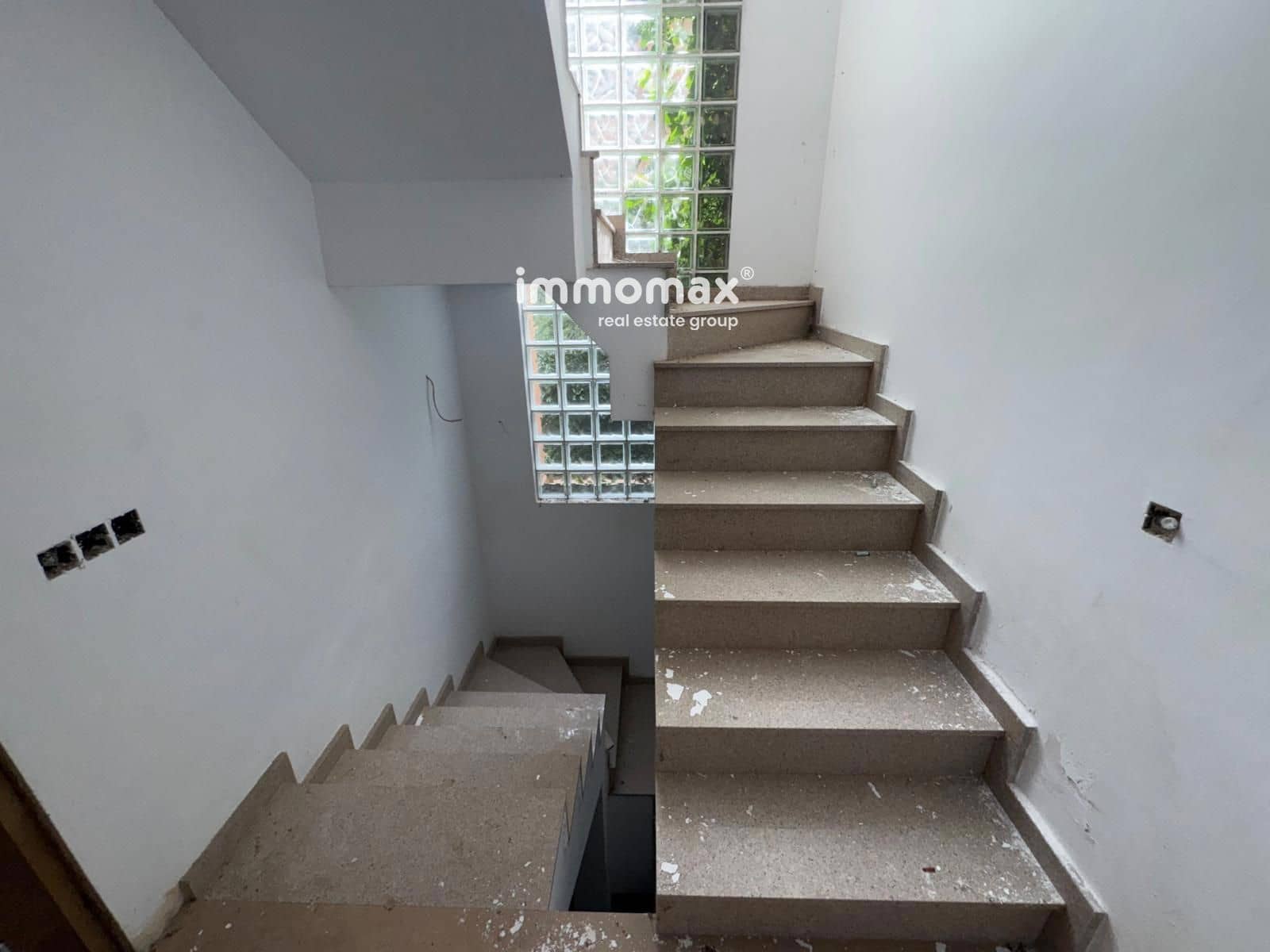 4 Zimmer Villa zu verkaufen in Vallirana - 270.000 € (Ref: 9828023)