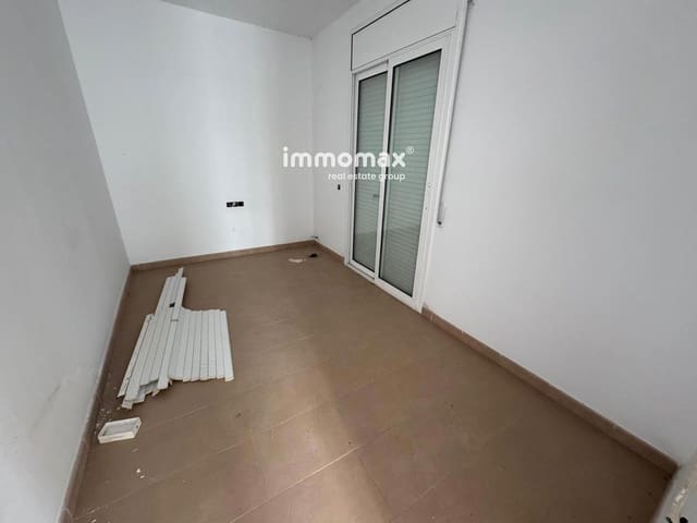 4 Zimmer Villa zu verkaufen in Vallirana - 270.000 € (Ref: 9828023)