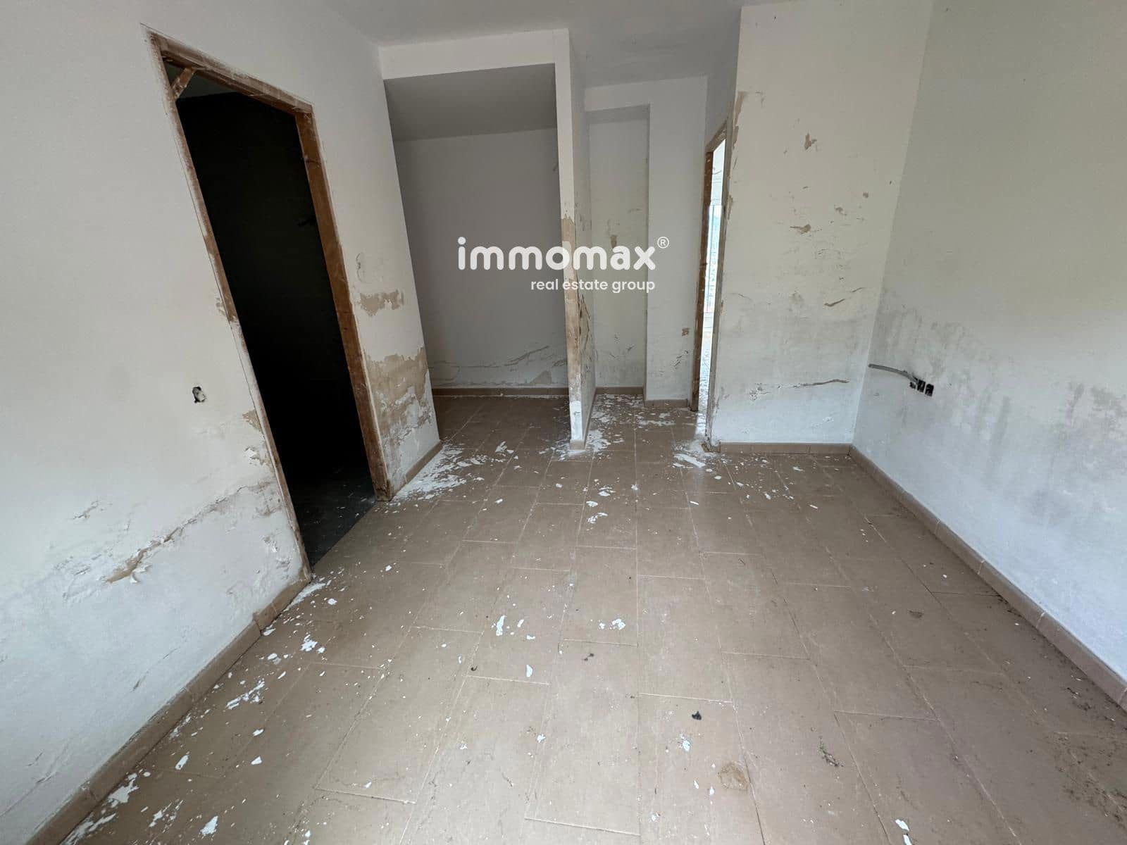 4 Zimmer Villa zu verkaufen in Vallirana - 270.000 € (Ref: 9828023)