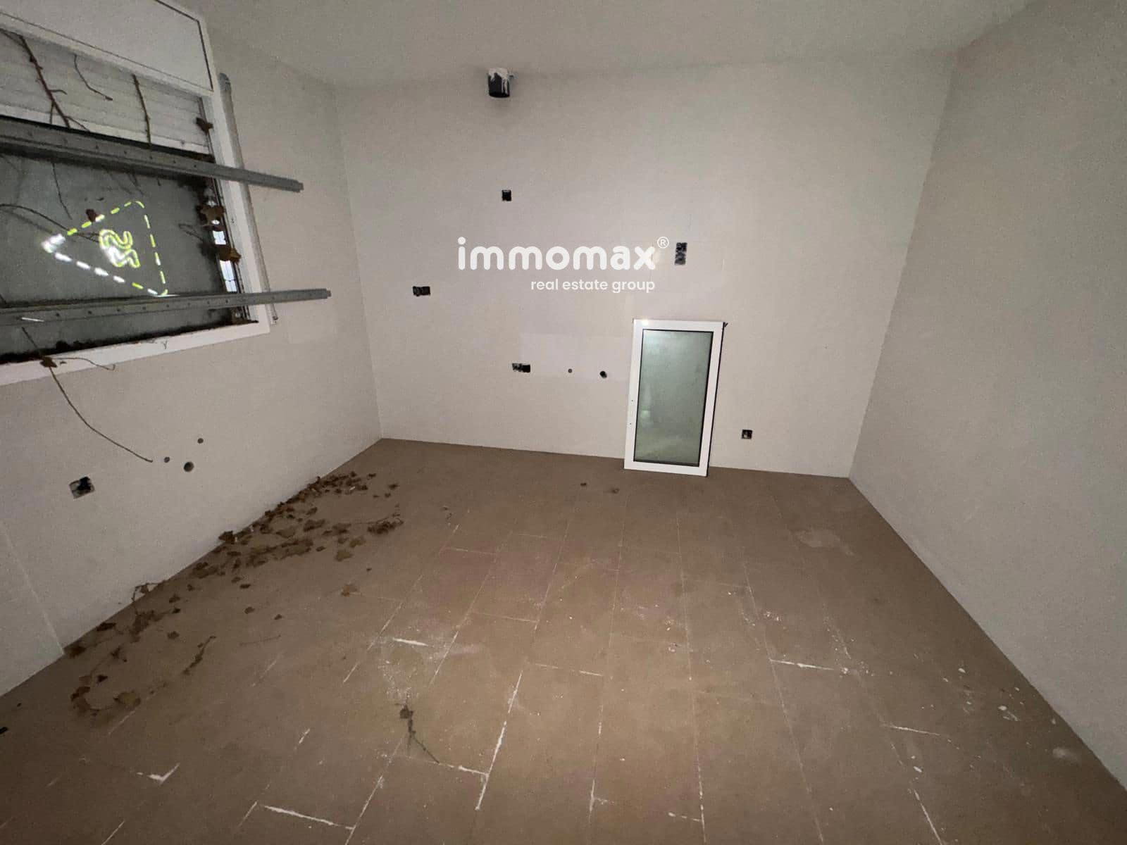 4 Zimmer Villa zu verkaufen in Vallirana - 270.000 € (Ref: 9828023)
