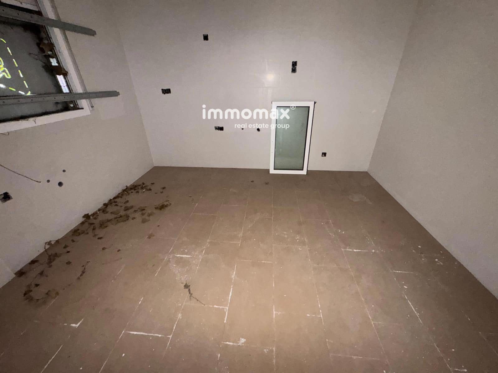4 Zimmer Villa zu verkaufen in Vallirana - 270.000 € (Ref: 9828023)