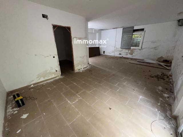 4 Zimmer Villa zu verkaufen in Vallirana - 270.000 € (Ref: 9828023)