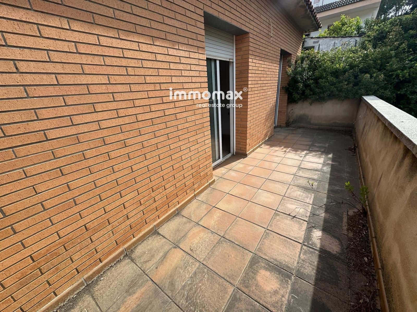 4 Zimmer Villa zu verkaufen in Vallirana - 270.000 € (Ref: 9828023)