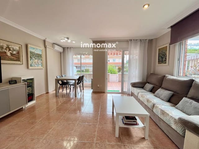 4 quarto Casa em Banda para venda em Cubelles com piscina garagem - 560 000 € (Ref: 9833025)