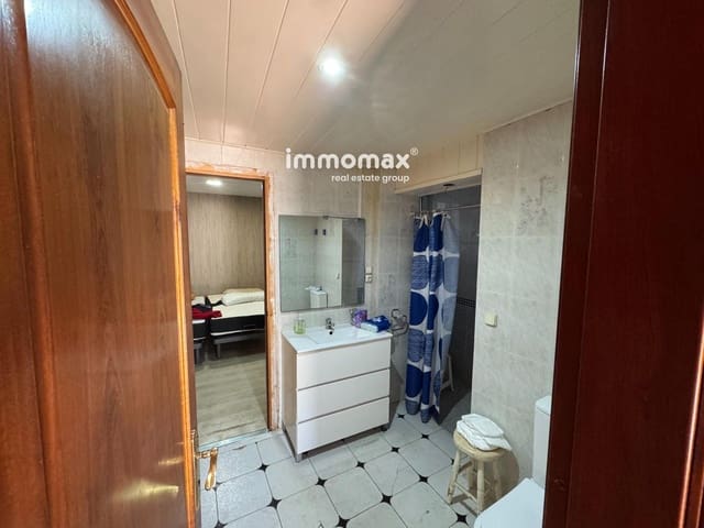 5 slaapkamer Villa te koop in Santa Eulàlia de Ronçana met zwembad garage - € 329.000 (Ref: 9836758)