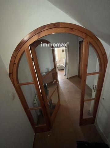 4 bedroom Flat for sale in Sant Boi de Llobregat - € 275,000 (Ref: 9838270)