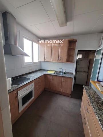 4 bedroom Flat for sale in Sant Boi de Llobregat - € 275,000 (Ref: 9838270)