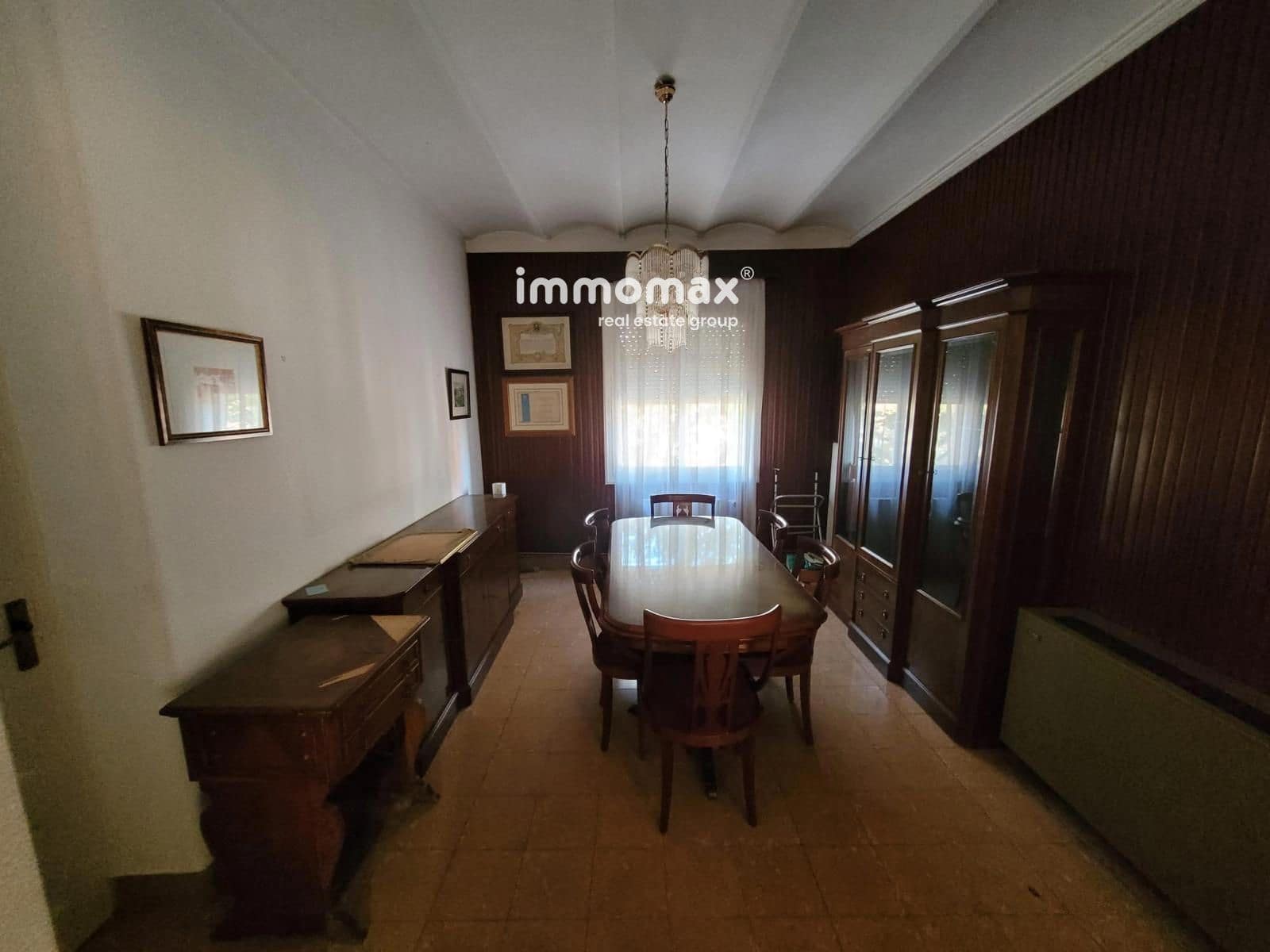 4 bedroom Flat for sale in Sant Boi de Llobregat - € 275,000 (Ref: 9838270)