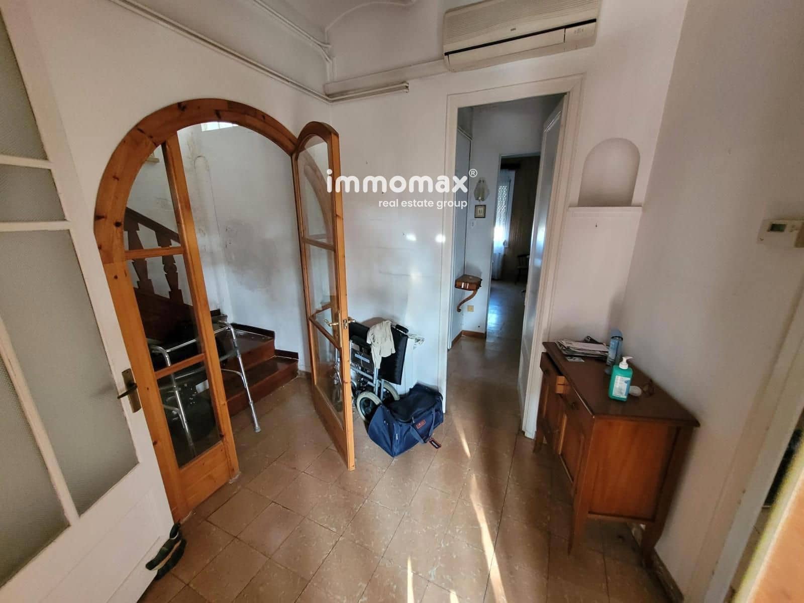 4 bedroom Flat for sale in Sant Boi de Llobregat - € 275,000 (Ref: 9838270)