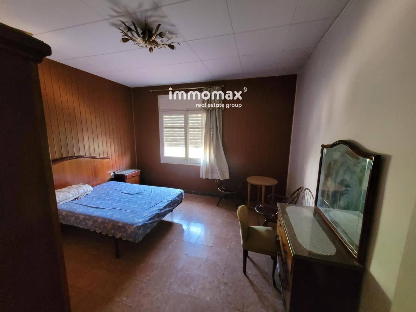 4 bedroom Flat for sale in Sant Boi de Llobregat - € 275,000 (Ref: 9838270)