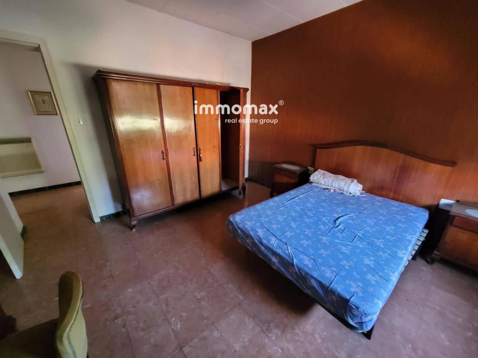 4 bedroom Flat for sale in Sant Boi de Llobregat - € 275,000 (Ref: 9838270)