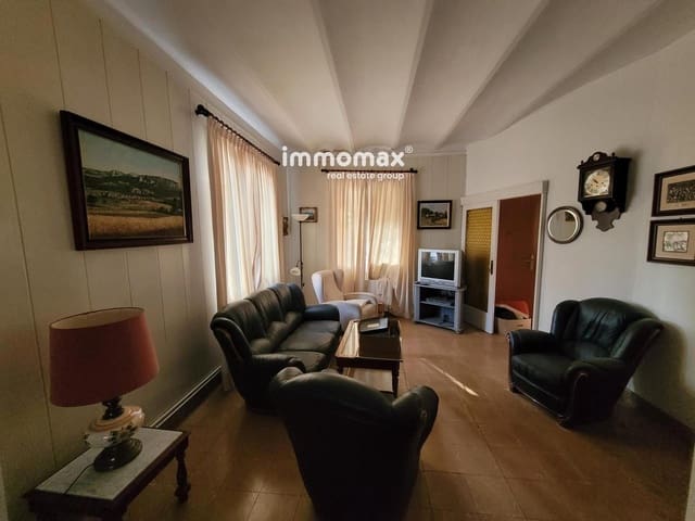 4 bedroom Flat for sale in Sant Boi de Llobregat - € 275,000 (Ref: 9838270)