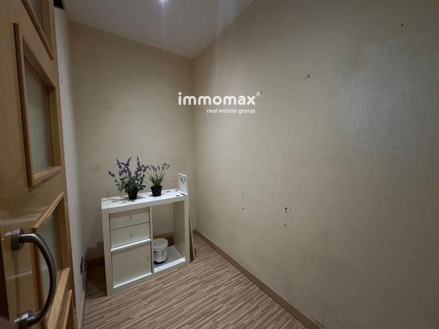 Commercial for rent in Castelldefels - € 850 (Ref: 9848367)