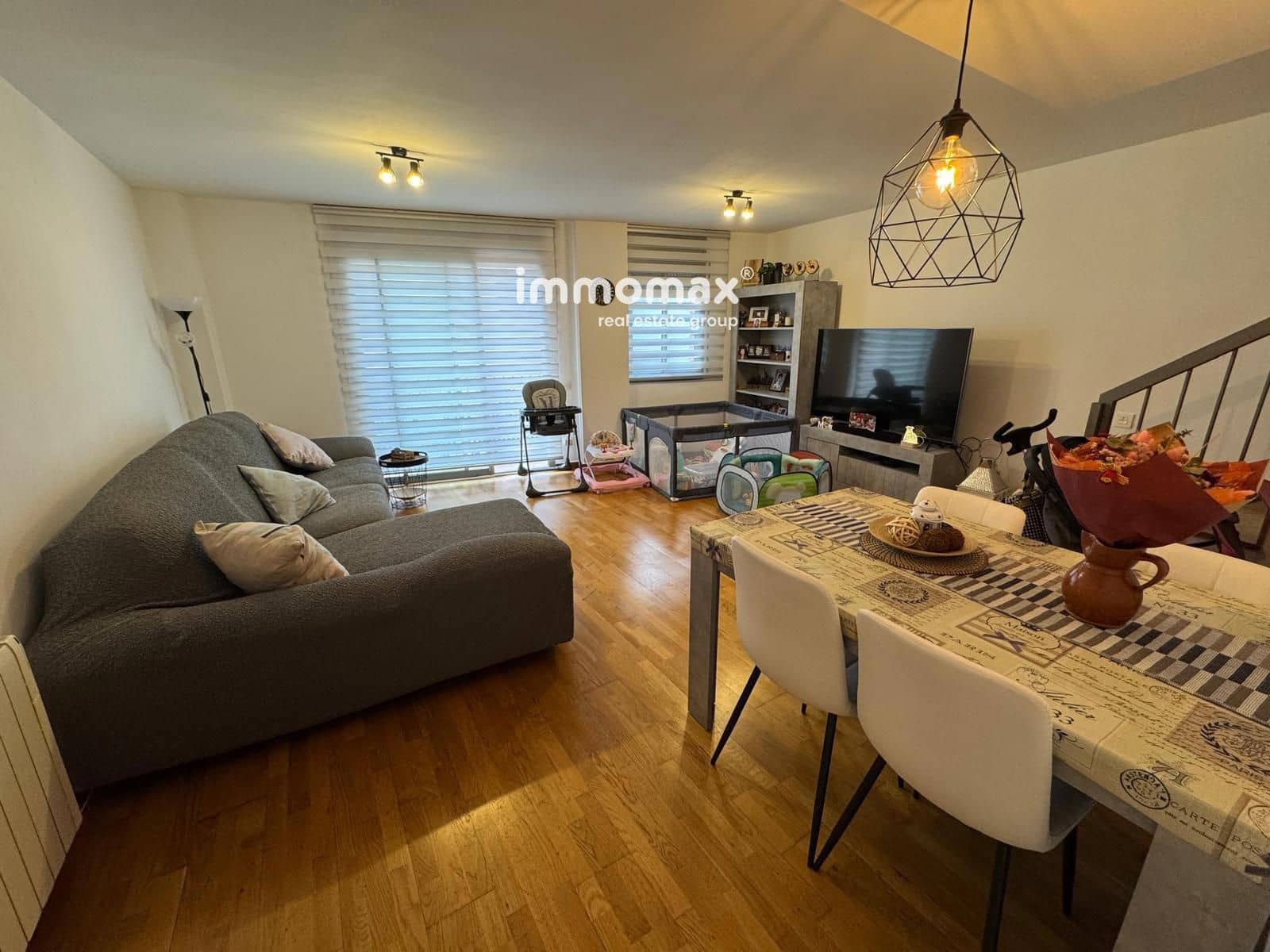 2 soveværelse Lejlighed til salg i Sant Boi de Llobregat med garage - € 365.000 (Ref: 9850584)