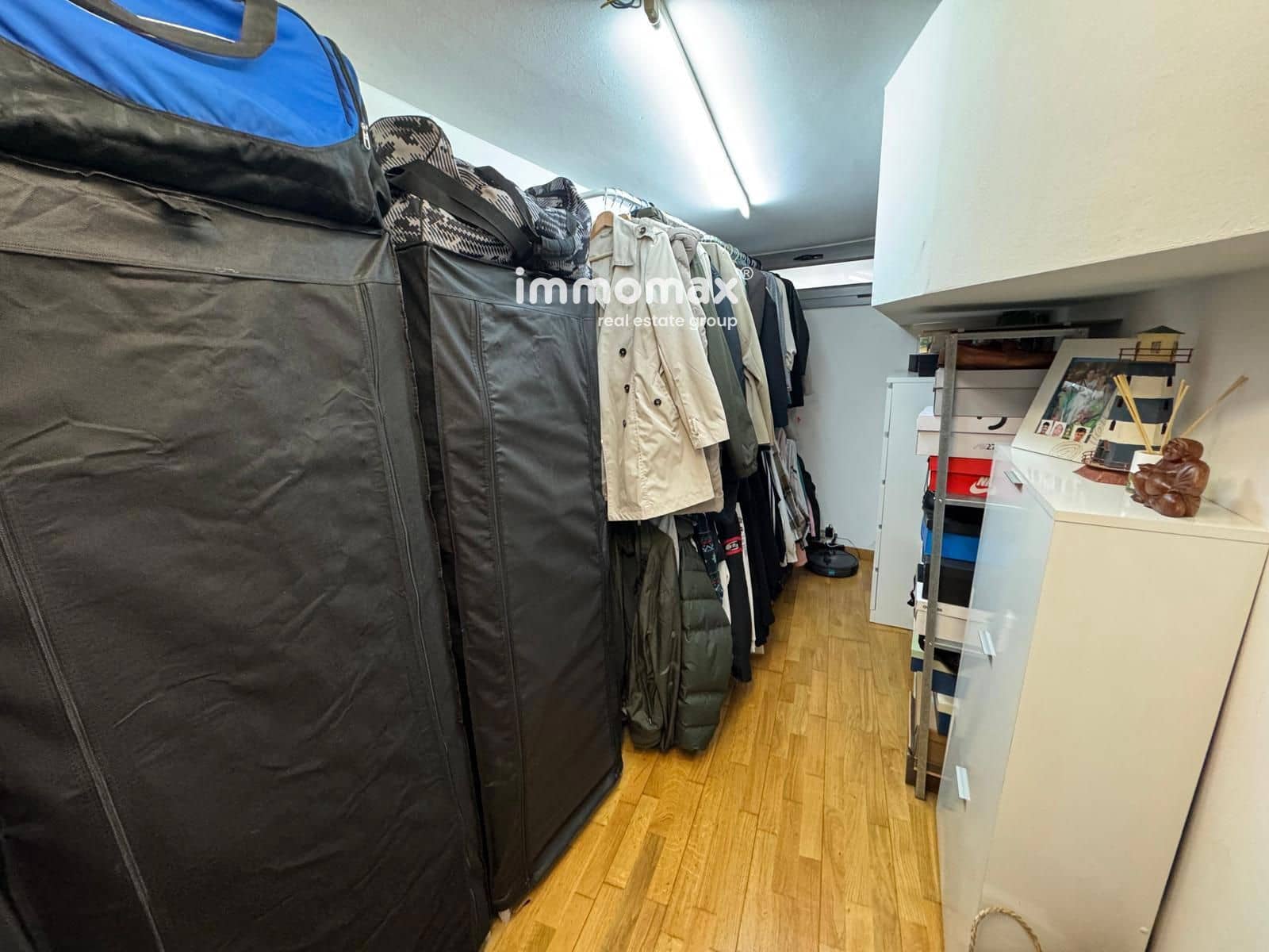2 soveværelse Lejlighed til salg i Sant Boi de Llobregat med garage - € 365.000 (Ref: 9850584)