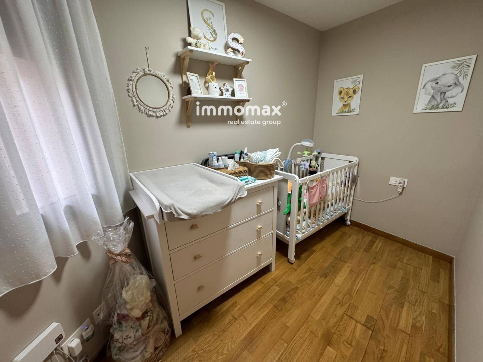 2 soveværelse Lejlighed til salg i Sant Boi de Llobregat med garage - € 365.000 (Ref: 9850584)