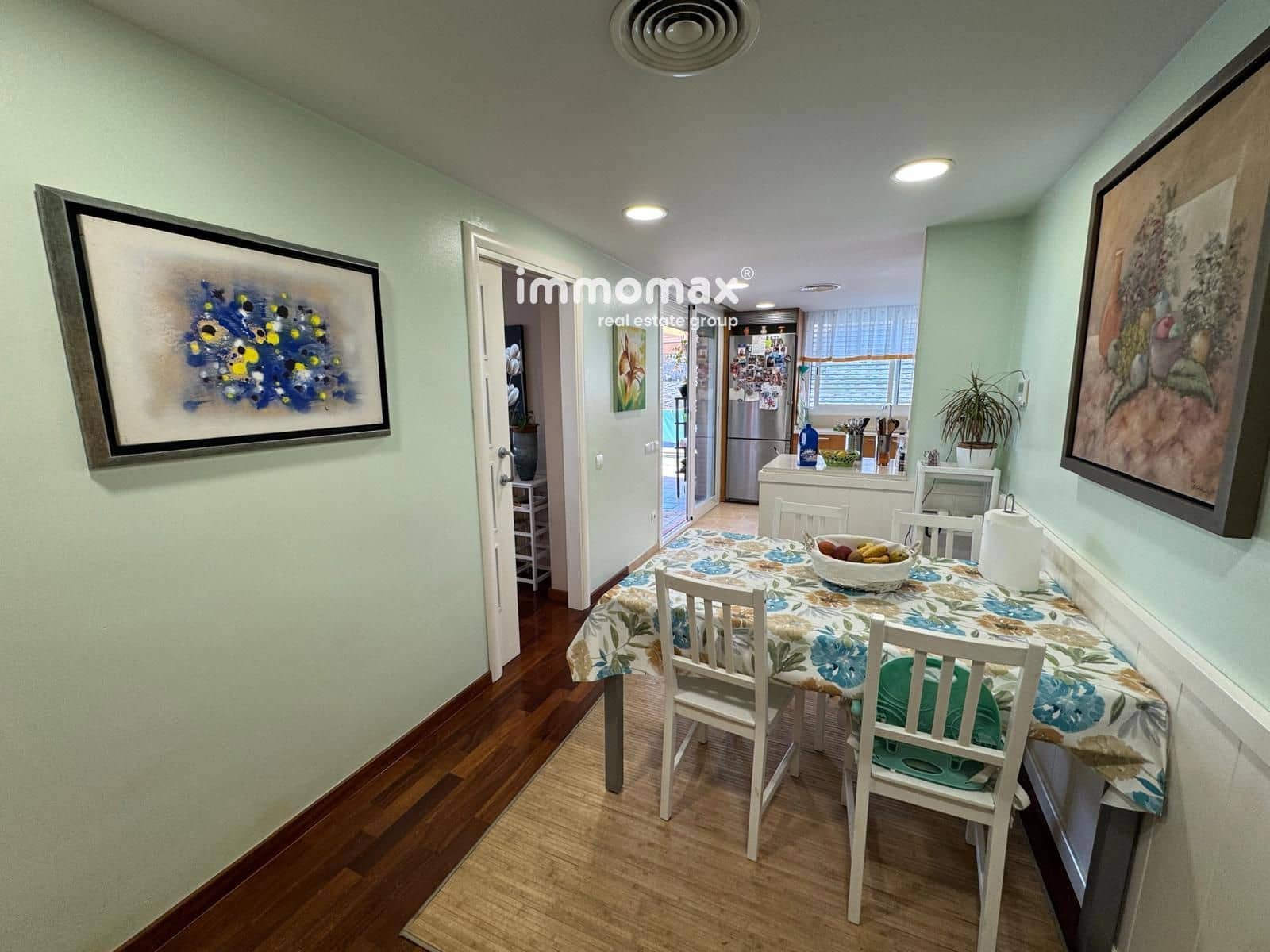 4 soveværelse Villa til salg i Sant Boi de Llobregat med swimmingpool garage - € 1.285.000 (Ref: 9854621)