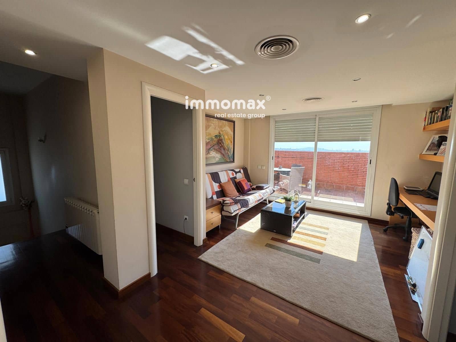 4 soveværelse Villa til salg i Sant Boi de Llobregat med swimmingpool garage - € 1.285.000 (Ref: 9854621)