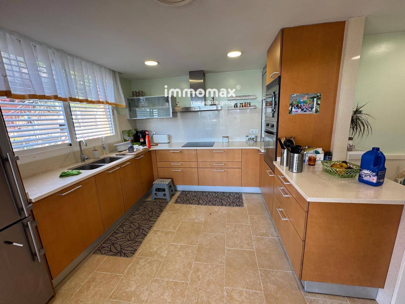 4 soveværelse Villa til salg i Sant Boi de Llobregat med swimmingpool garage - € 1.285.000 (Ref: 9854621)