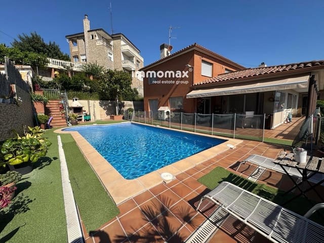 4 soveværelse Villa til salg i Sant Boi de Llobregat med swimmingpool garage - € 1.285.000 (Ref: 9854621)