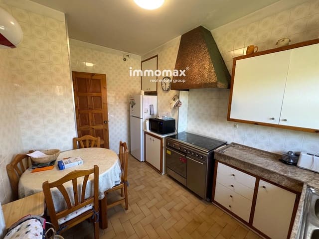 5 chambre Villa/Maison à vendre à Santa Eulàlia de Ronçana avec garage - 549 000 € (Ref: 9858651)