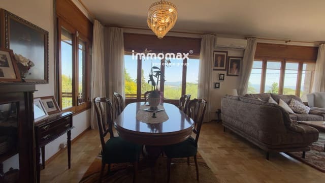 5 chambre Villa/Maison à vendre à Santa Eulàlia de Ronçana avec garage - 549 000 € (Ref: 9858651)